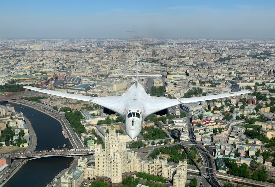 Ukraina och dess allierade attackerar ryska strategiska atombombplan 1