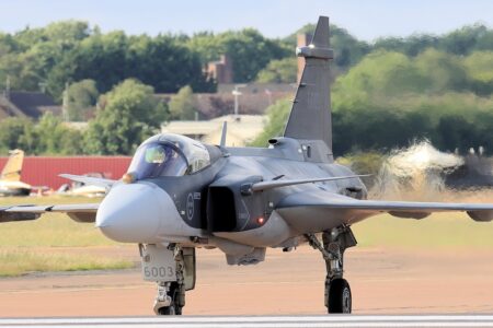 Svenska stridsflygplan till Ukraina? 1